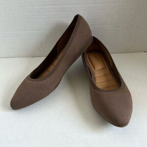 Kelly & Katie Brown Astor Ballet Flats - 8M - EUC